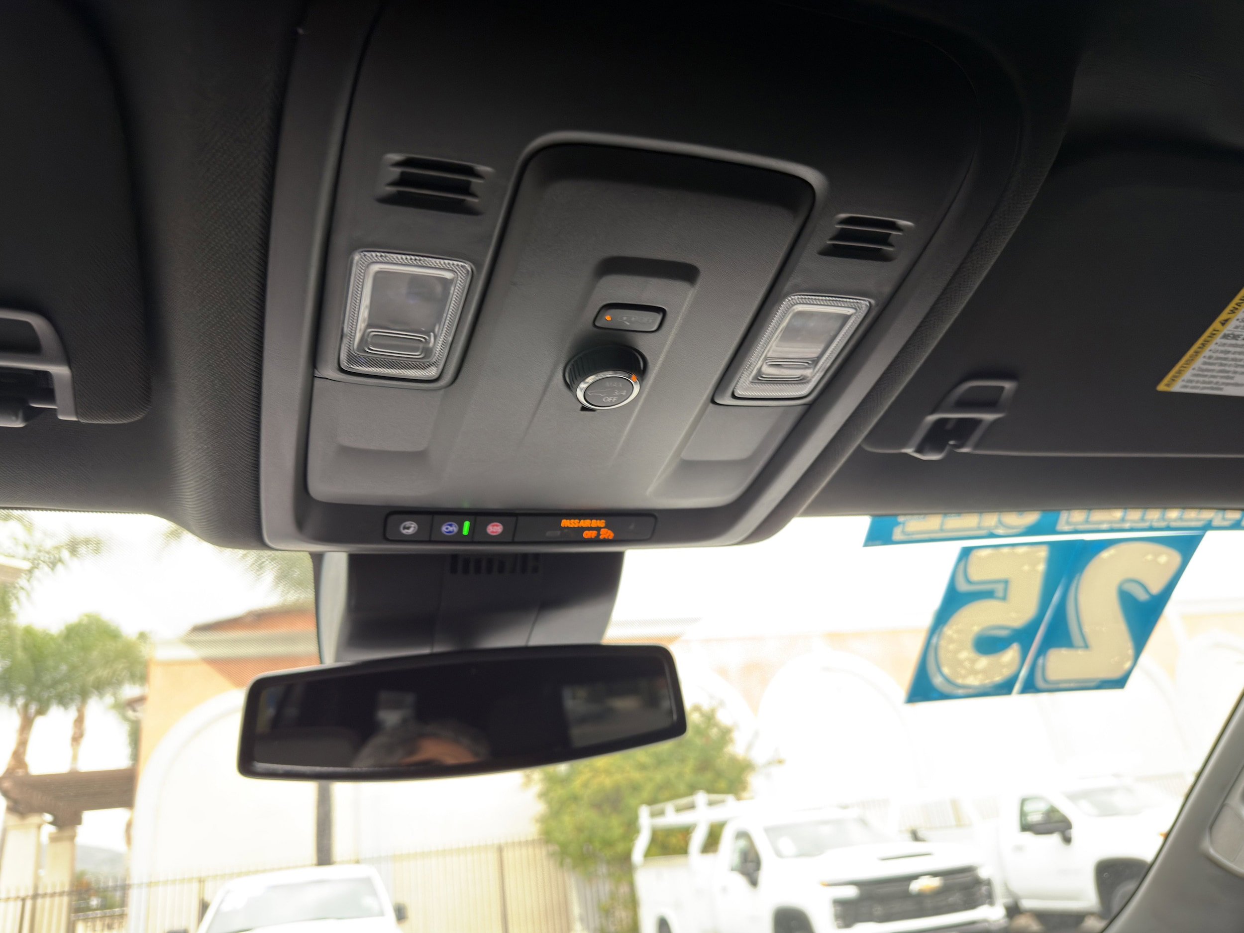 Used 2025 Chevrolet Tahoe RST RWD image 34