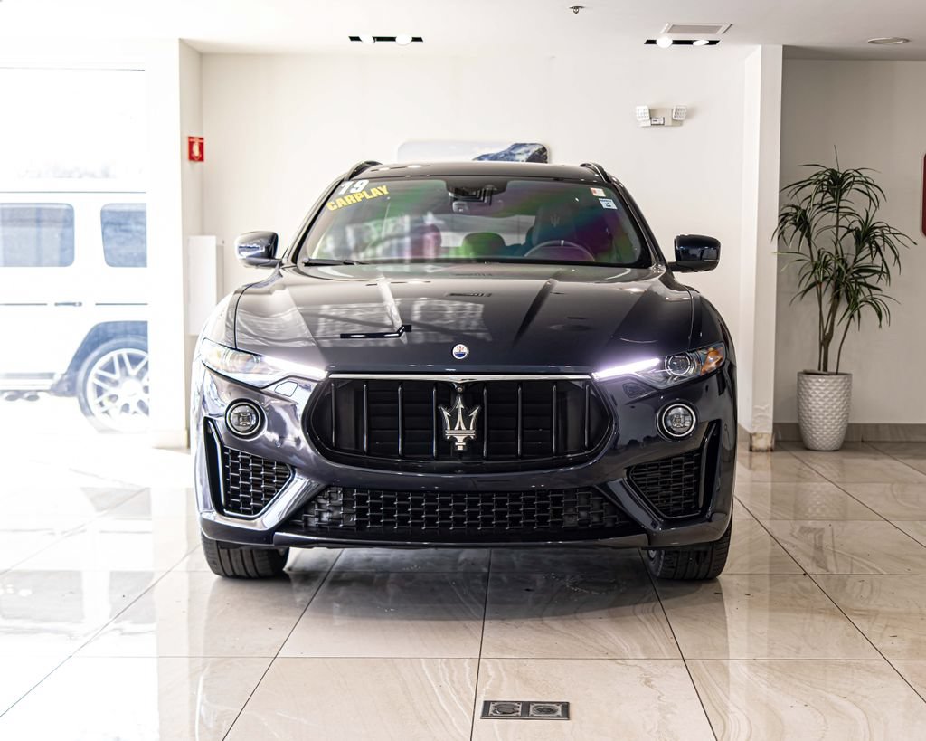 Used 2019 Maserati Levante S GranSport AWD/4WD image 2