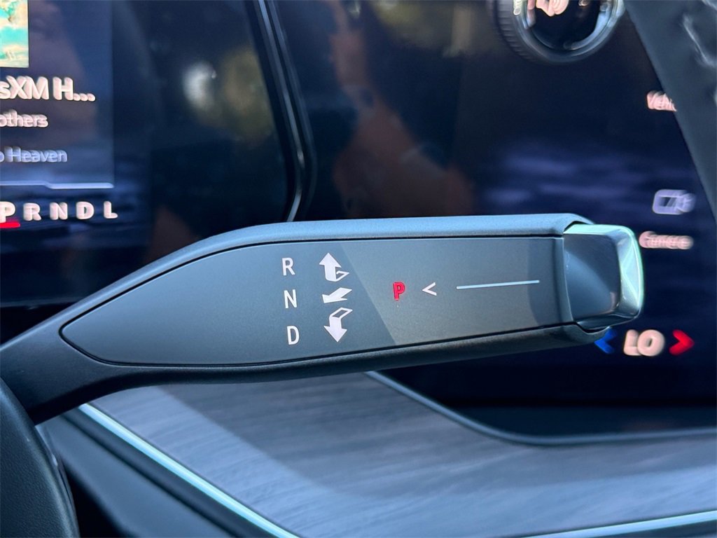 New 2026 Chevrolet Suburban Premier image 19