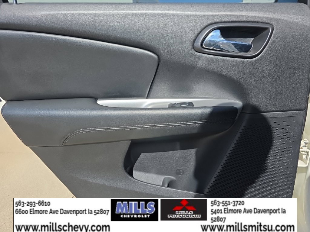 Used 2020 Dodge Journey SE w/ SE Popular Equipment Group FWD image 16
