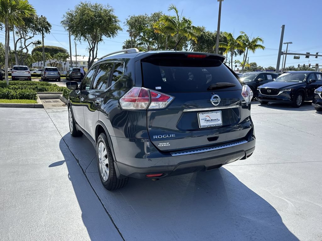 Used 2016 Nissan Rogue S w/ Appearance Package FWD image 13
