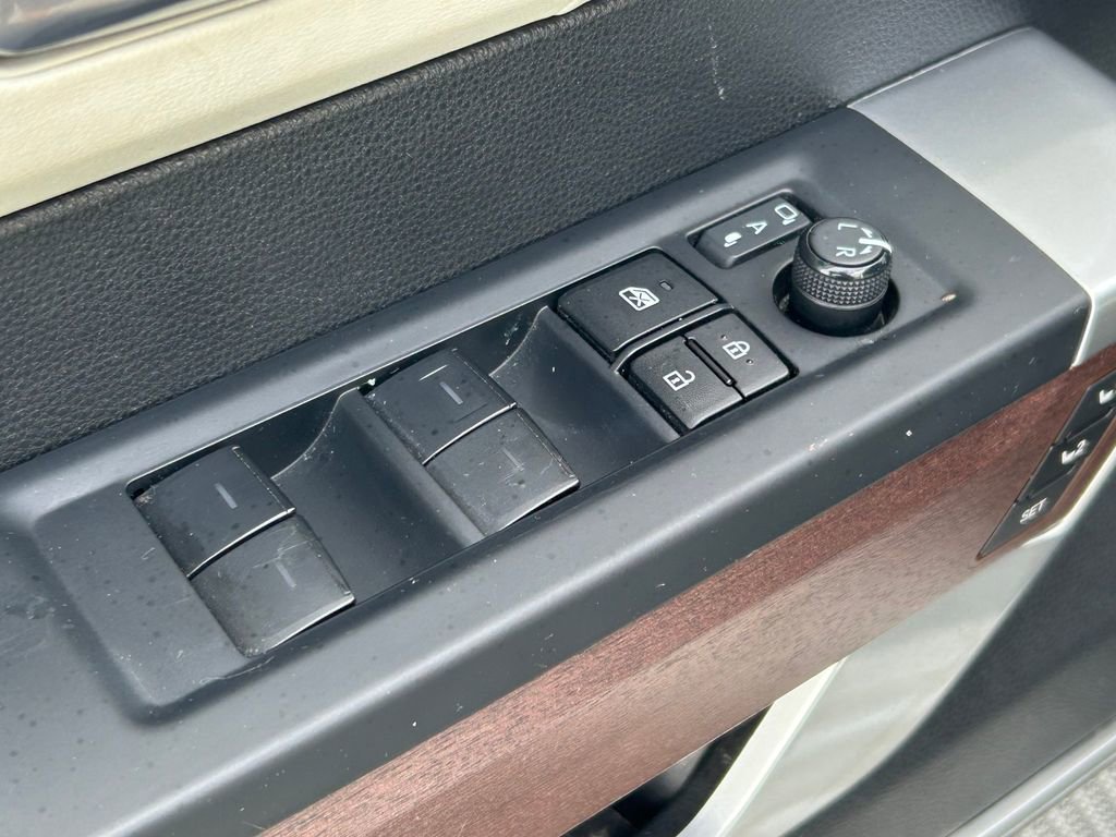 Used 2023 Toyota Sequoia Capstone RWD image 28