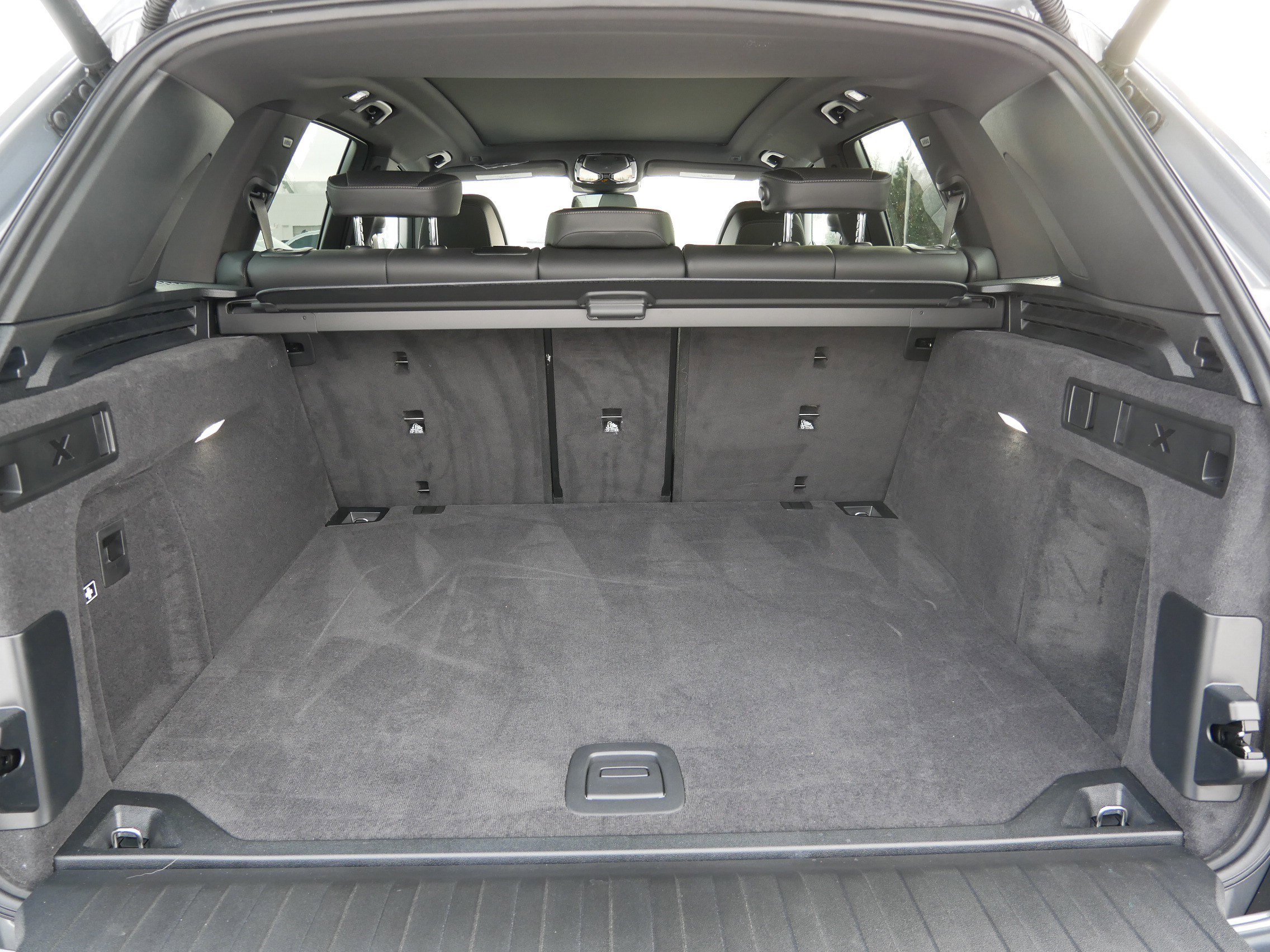 Used 2026 BMW X5 xDrive40i w/ M Sport Package image 18