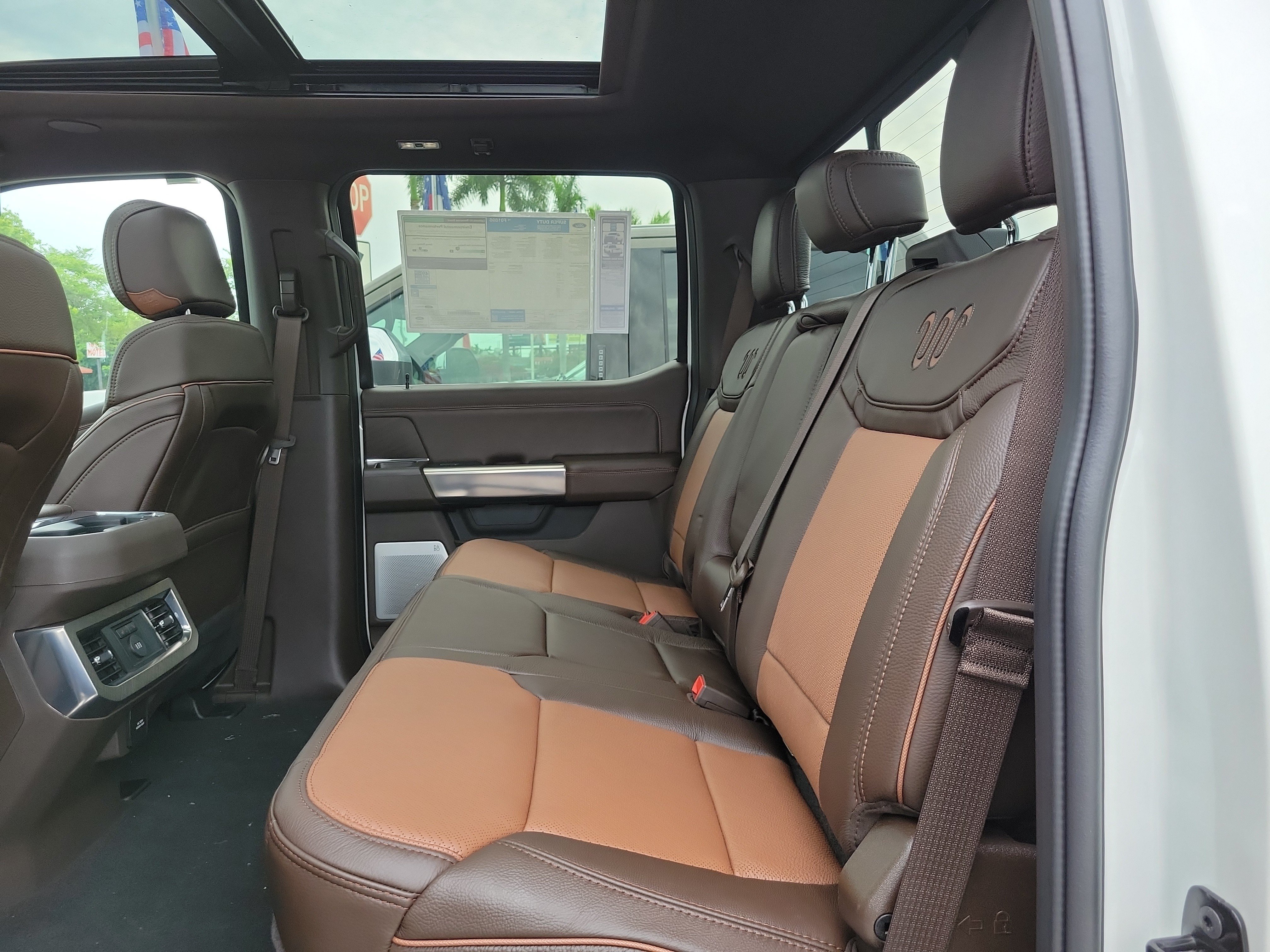 New 2026 Ford F350 King Ranch w/ FX4 Off-Road Package AWD/4WD image 10