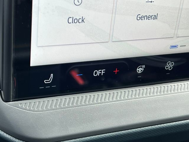New 2025 Ford Maverick Lobo AWD/4WD image 29