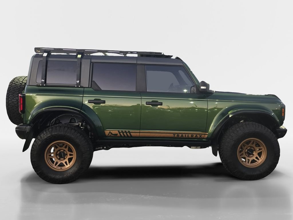 Used 2023 Ford Bronco Badlands image 7