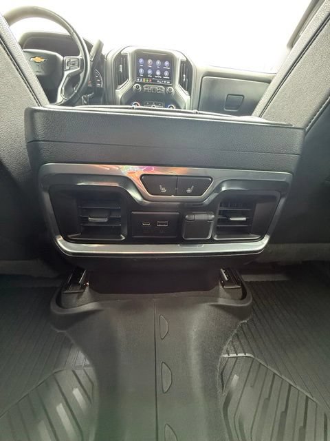 Used 2023 Chevrolet Silverado 2500 LTZ AWD/4WD image 23