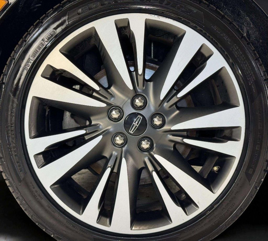 Certified 2020 Lincoln MKZ Reserve w/ Elements Package image 31