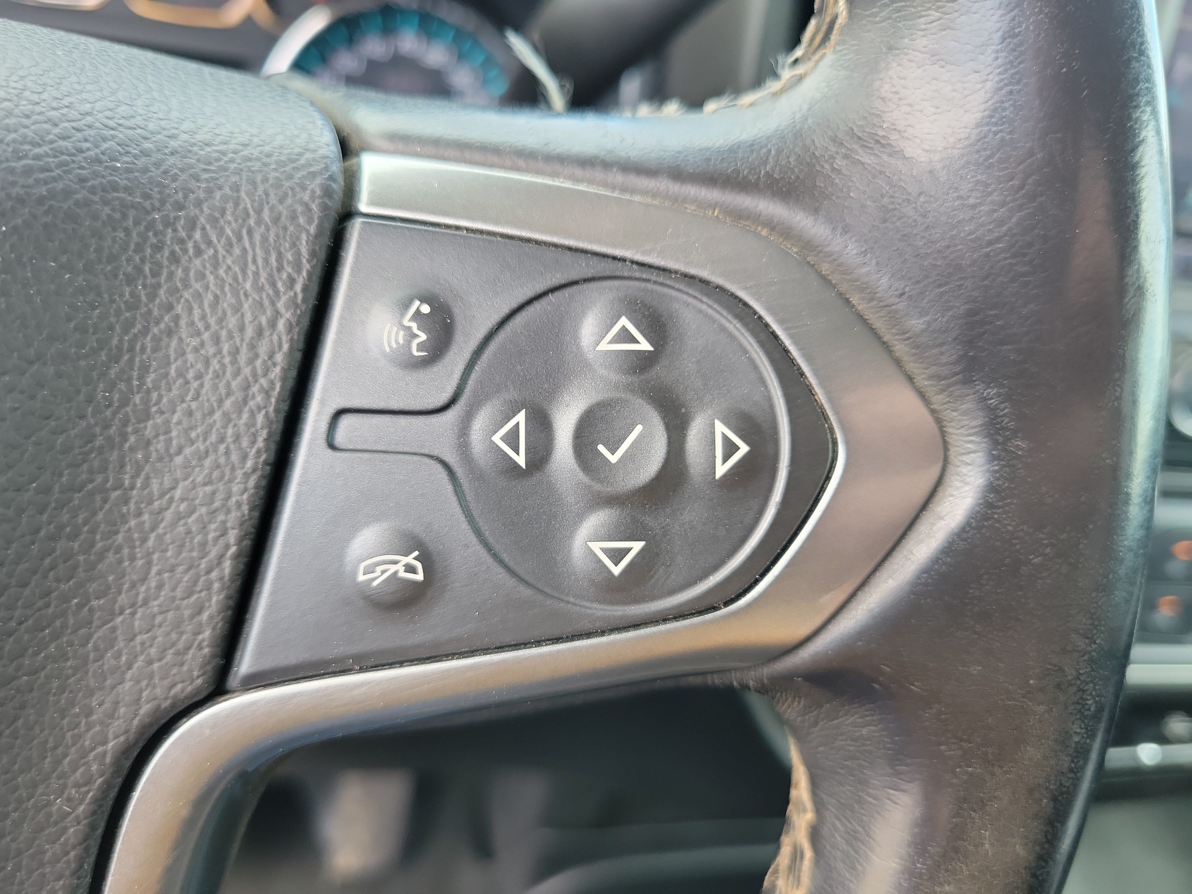 Used 2017 Chevrolet Silverado 2500 LT AWD/4WD image 22