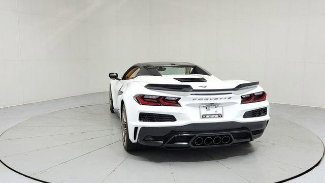 Certified 2023 Chevrolet Corvette Z06 w/ Stealth Interior Trim Package image 4