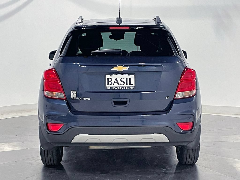 Used 2018 Chevrolet Trax LT w/ LT Convenience Package AWD/4WD image 12