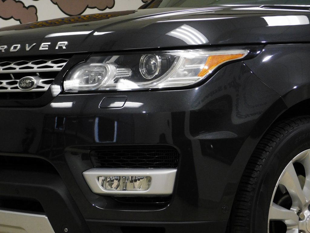 Used 2014 Land Rover Range Rover Sport HSE image 16