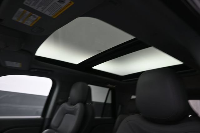 Used 2020 Lincoln Navigator Reserve w/ Luxury Package AWD/4WD image 20