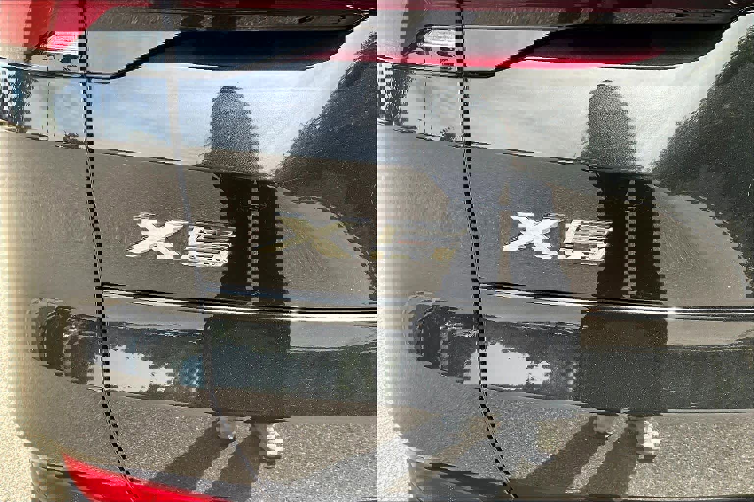 Used 2024 BMW X5 xDrive50e image 33