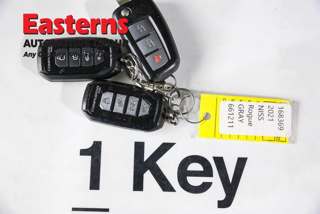 Used 2021 Nissan Rogue Sport S image 24