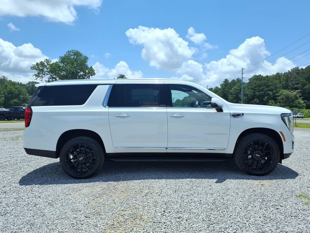 New 2026 GMC Yukon XL Elevation AWD/4WD image 8