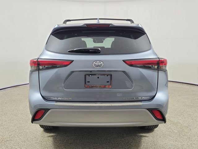 Used 2022 Toyota Highlander Platinum AWD/4WD image 6