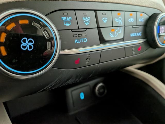 Used 2020 Ford Escape SE FWD image 7