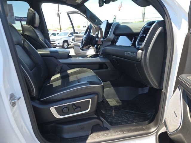 Used 2025 RAM 1500 Laramie w/ Advanced Safety Group II AWD/4WD image 46