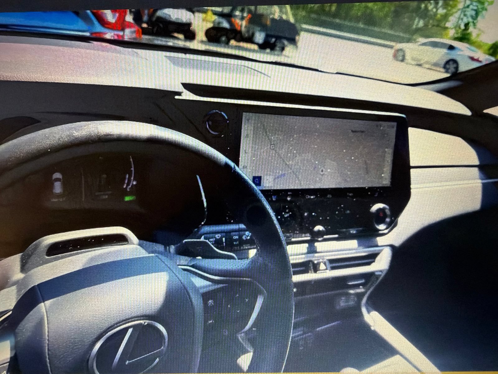 Used 2024 Lexus RX 500h F Sport w/ Convenience Package AWD/4WD image 16