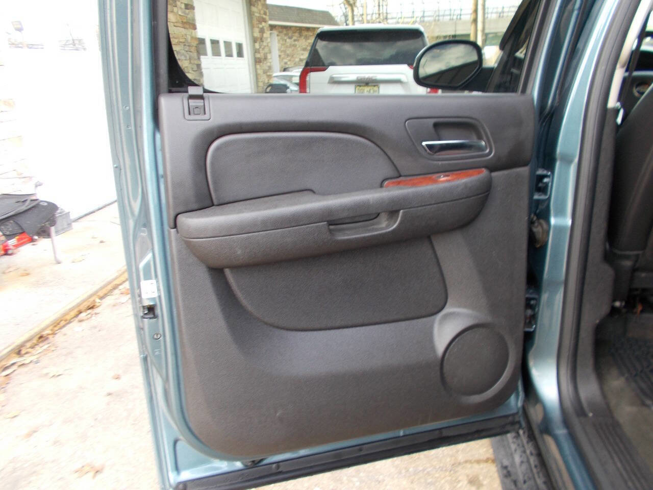 Used 2012 Chevrolet Avalanche LT w/ All-Star Edition image 14