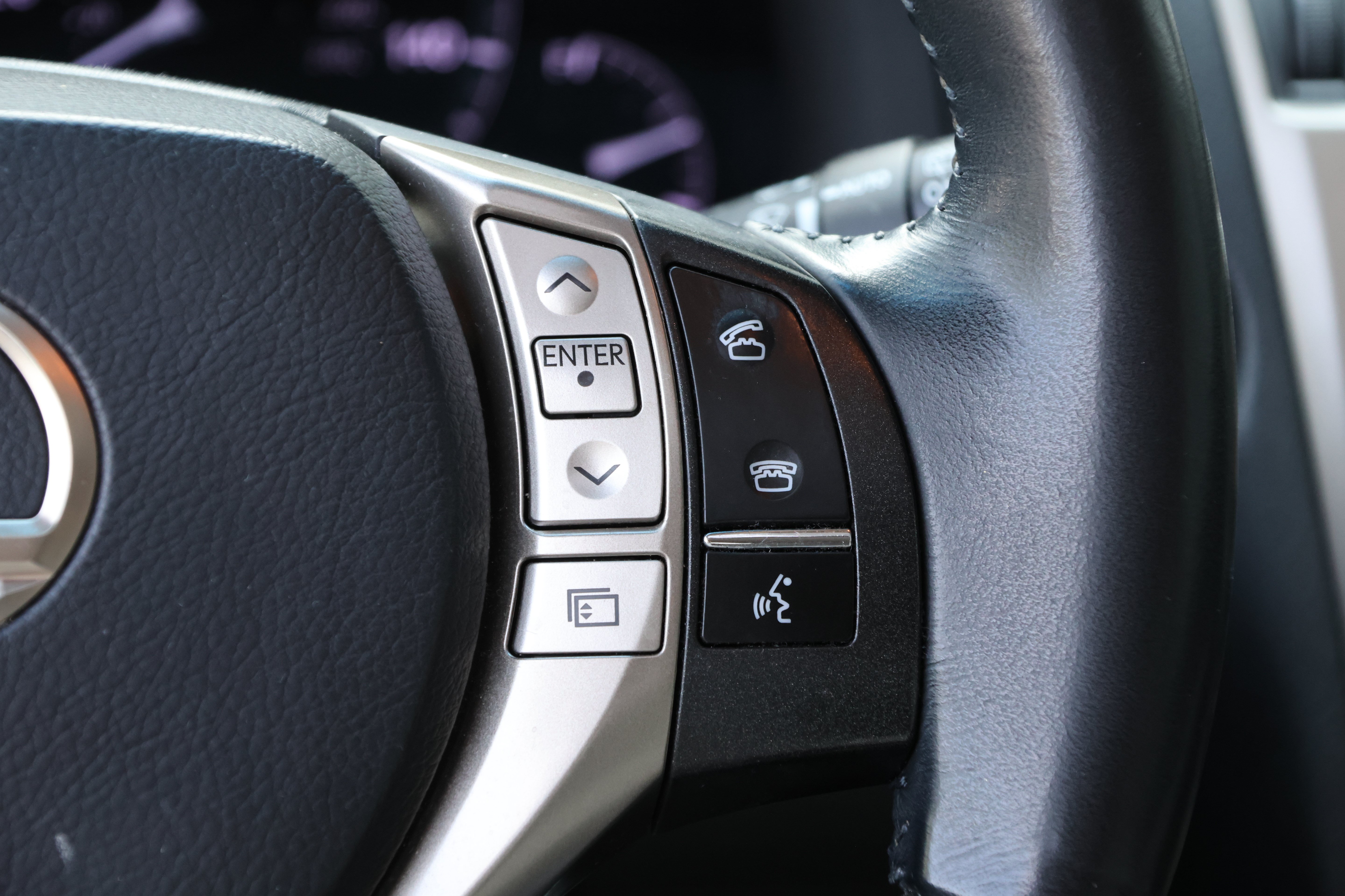 Used 2013 Lexus RX 450h FWD w/ Navigation Pkg image 22
