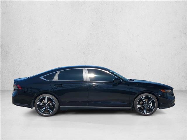Used 2025 Honda Accord Sport image 4