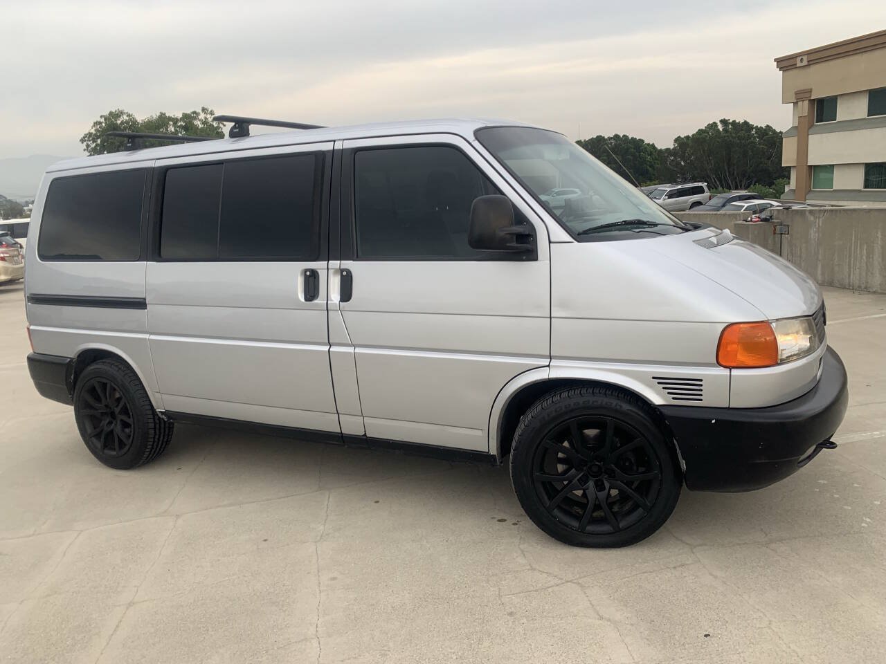 Used 2003 Volkswagen Eurovan MV FWD image 7