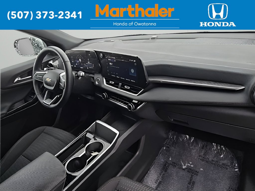 Used 2025 Chevrolet Equinox LT AWD/4WD image 21