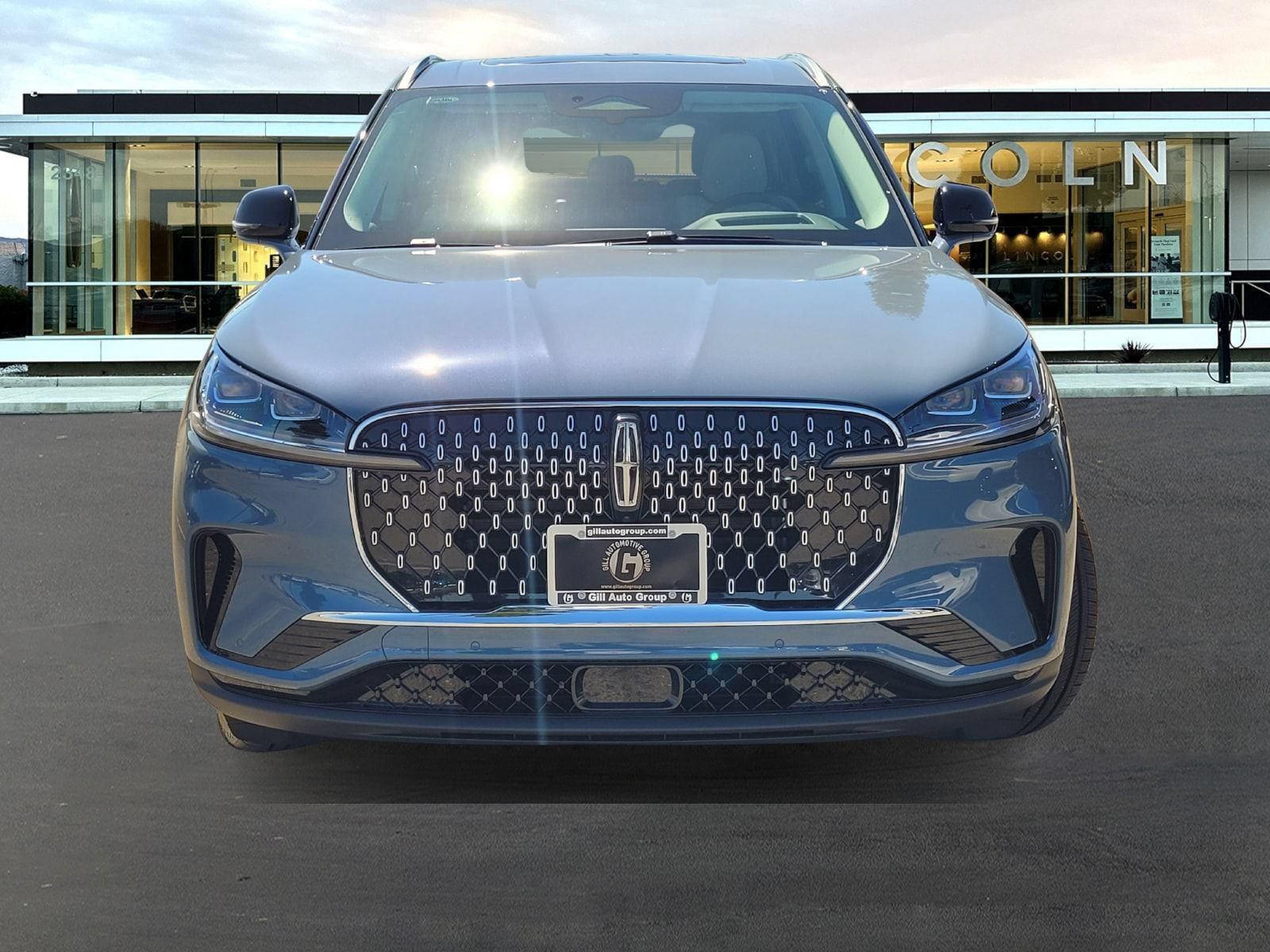 New 2026 Lincoln Aviator Reserve AWD/4WD image 2