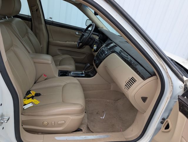 Used 2008 Cadillac DTS w/ Sun And Sound Package FWD image 19