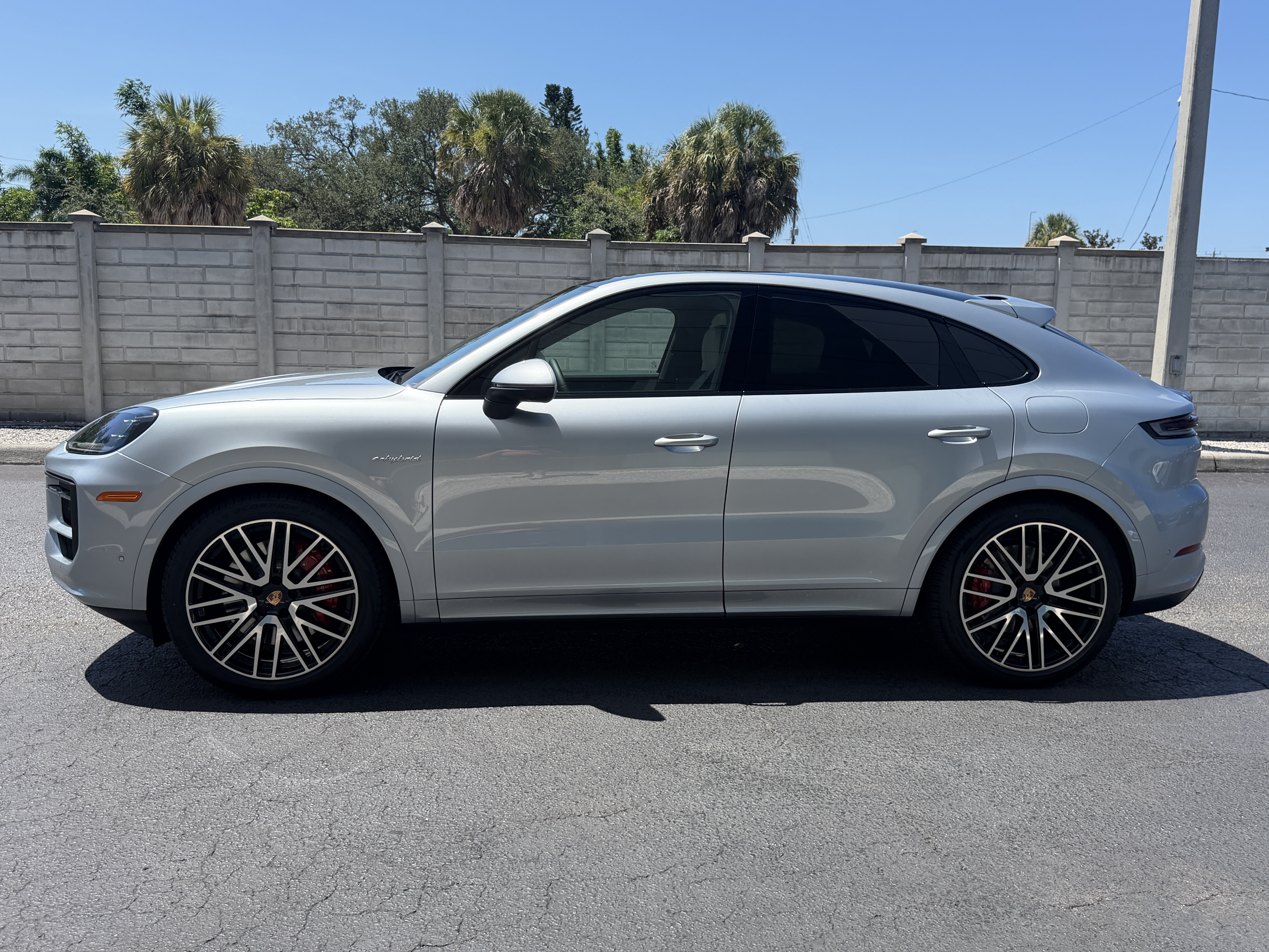 New 2026 Porsche Cayenne S AWD/4WD image 2