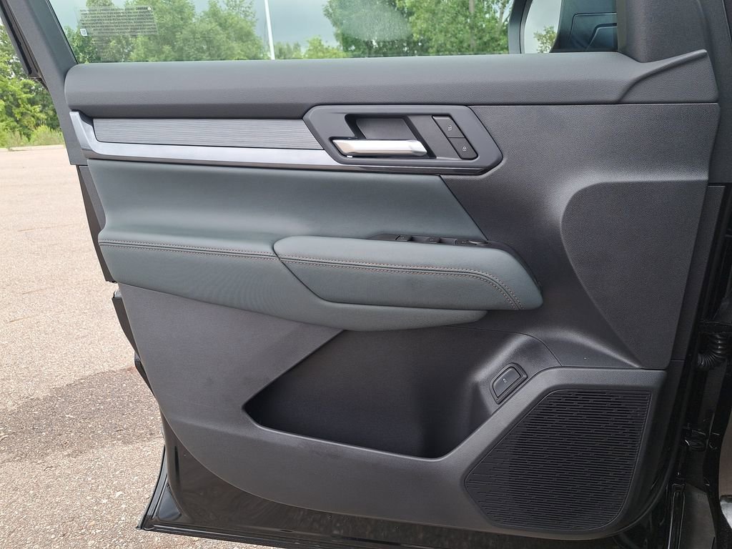 New 2026 GMC Terrain AT4 w/ LPO, Floor Liner Package AWD/4WD image 29