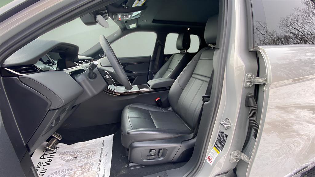 Used 2024 Land Rover Range Rover Evoque Dynamic SE image 12