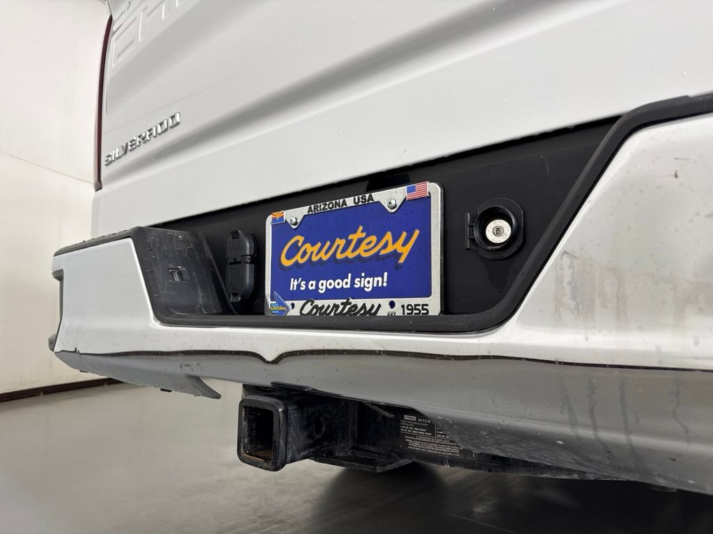 Certified 2025 Chevrolet Silverado 1500 W/T RWD image 15