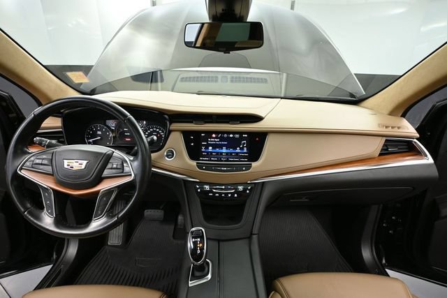 Used 2019 Cadillac XT5 Platinum AWD/4WD image 27