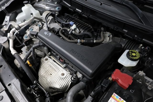 Used 2020 Nissan Rogue SV w/ Premium Package image 9