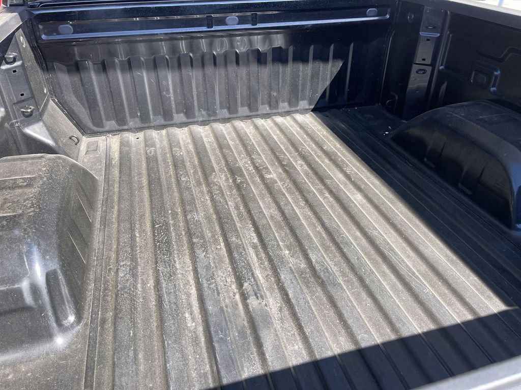 Certified 2026 Chevrolet Silverado 1500 LT AWD/4WD image 25