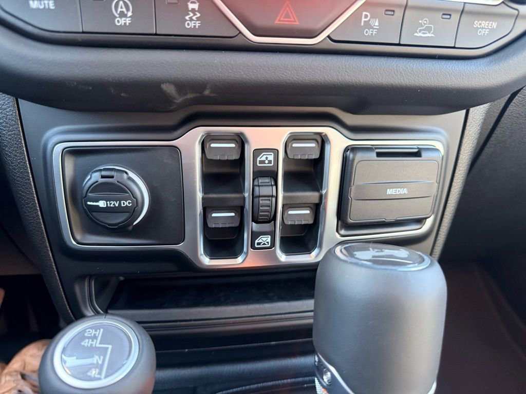 New 2026 Jeep Wrangler Sahara image 47