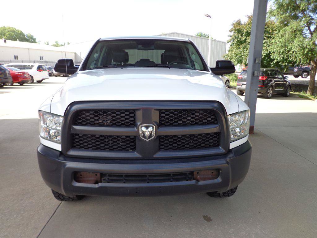 Used 2018 RAM 2500 Tradesman AWD/4WD image 2
