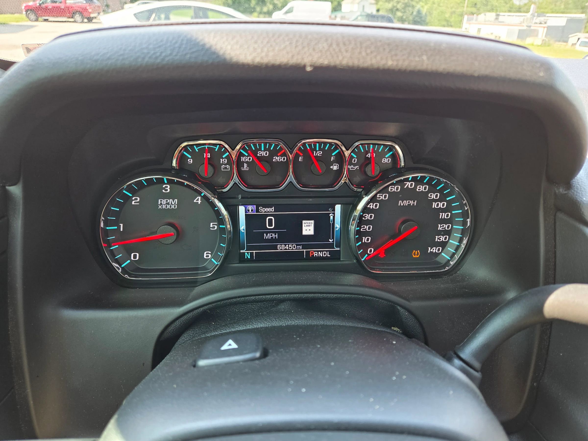 Used 2019 Chevrolet Tahoe LT w/ LT Signature Package AWD/4WD image 7