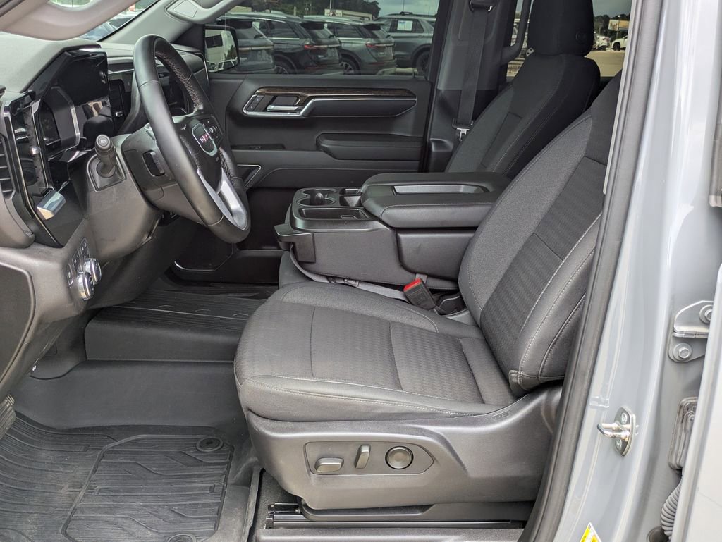 Used 2024 GMC Sierra 1500 SLE w/ Preferred Package AWD/4WD image 8