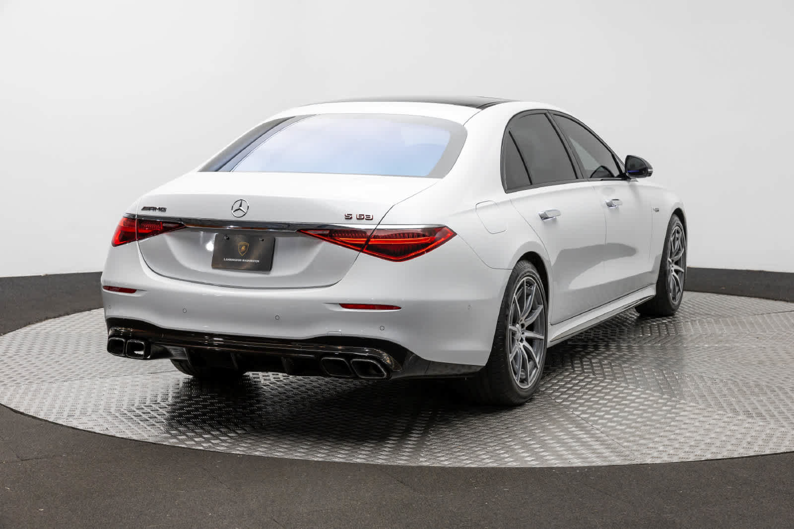 Used 2025 Mercedes-Benz S 63 AMG S w/ Rear Seat Package image 26