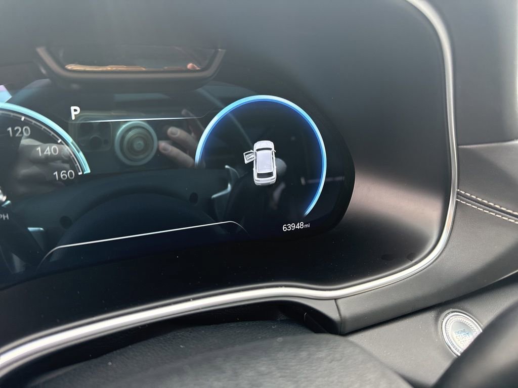 Used 2023 Genesis GV80 2.5T w/ Prestige Package image 14