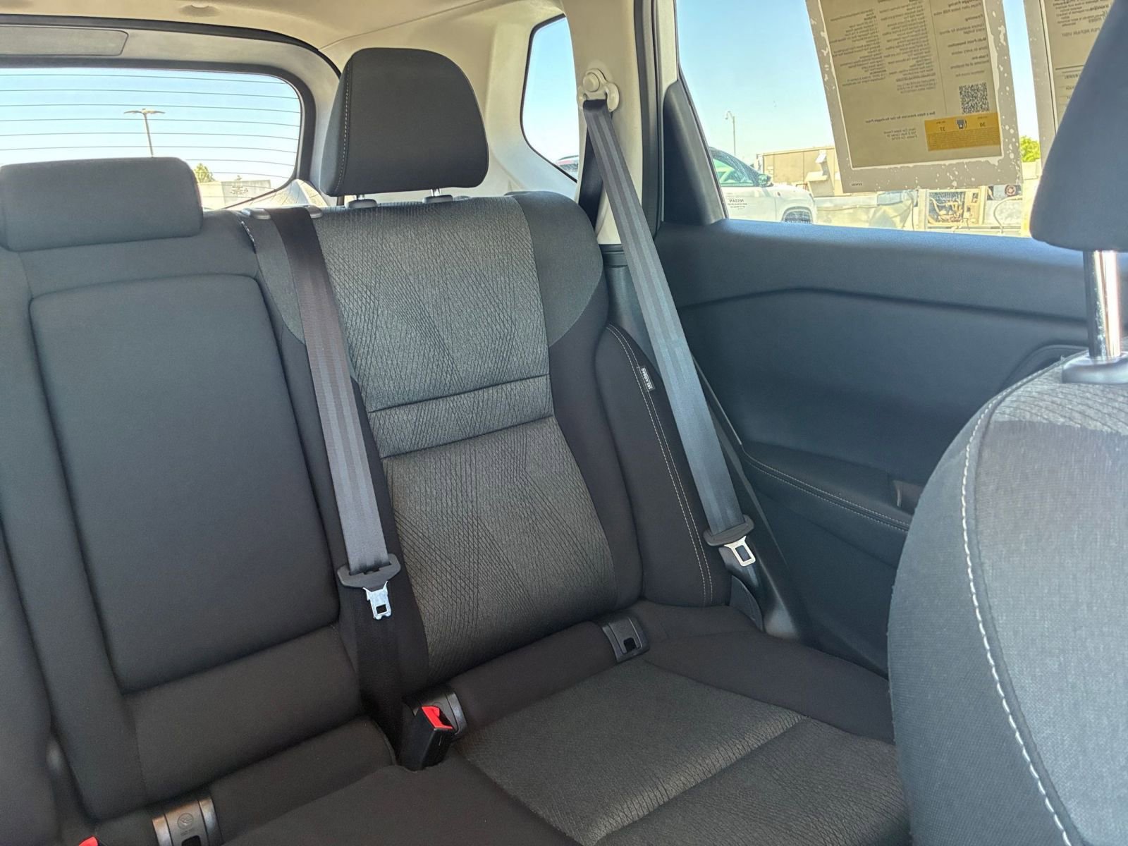 Used 2025 Nissan Rogue SV FWD image 38