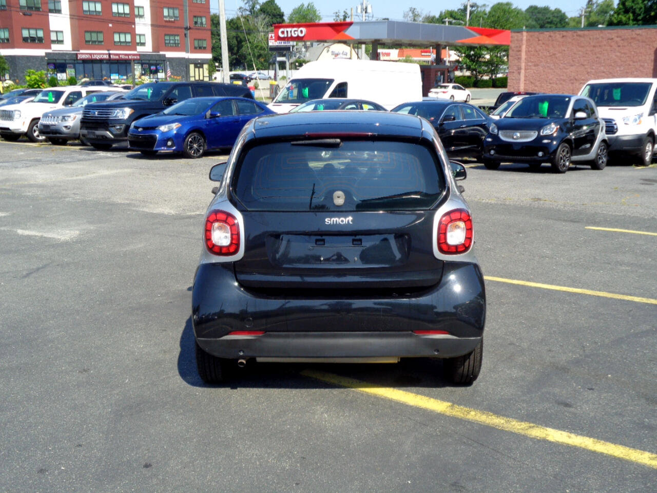 Used 2016 smart fortwo passion image 14