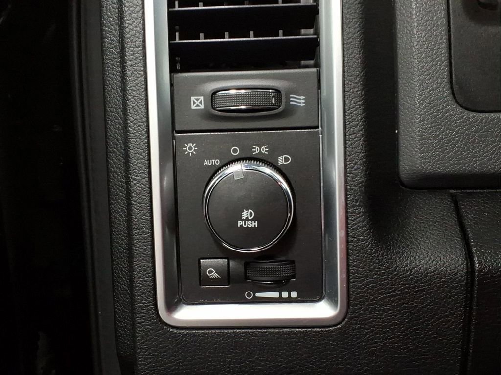 Used 2013 RAM 1500 Big Horn AWD/4WD image 17