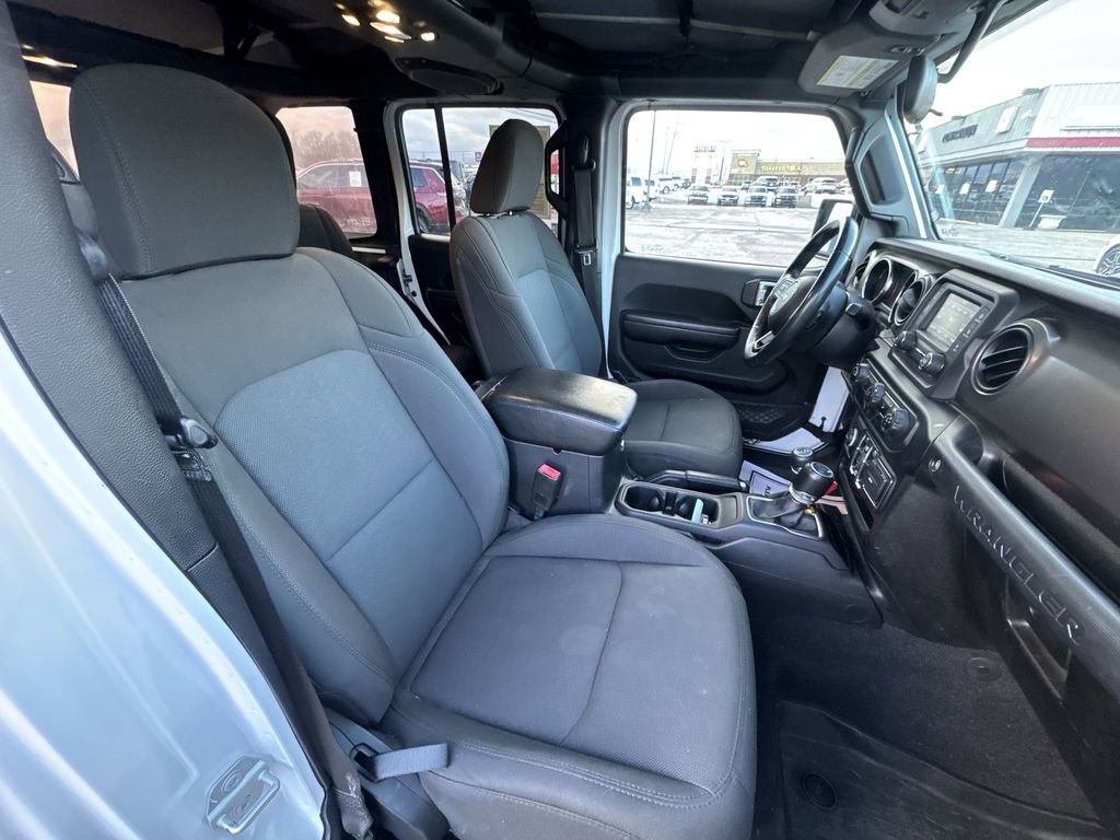 Used 2019 Jeep Wrangler Unlimited Sport S AWD/4WD image 24