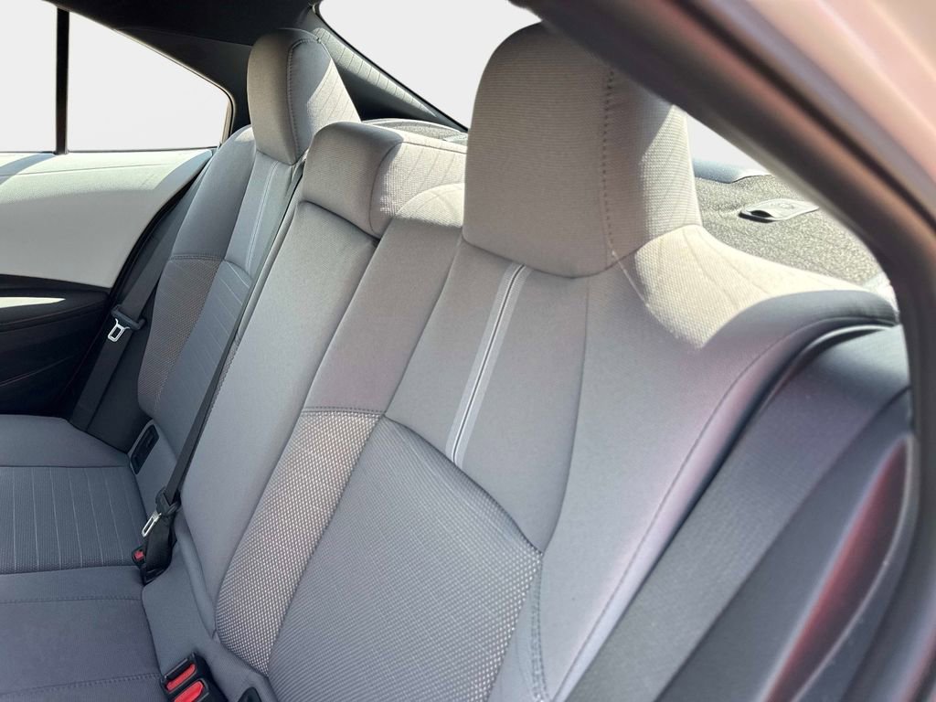 Used 2023 Toyota Corolla SE image 15