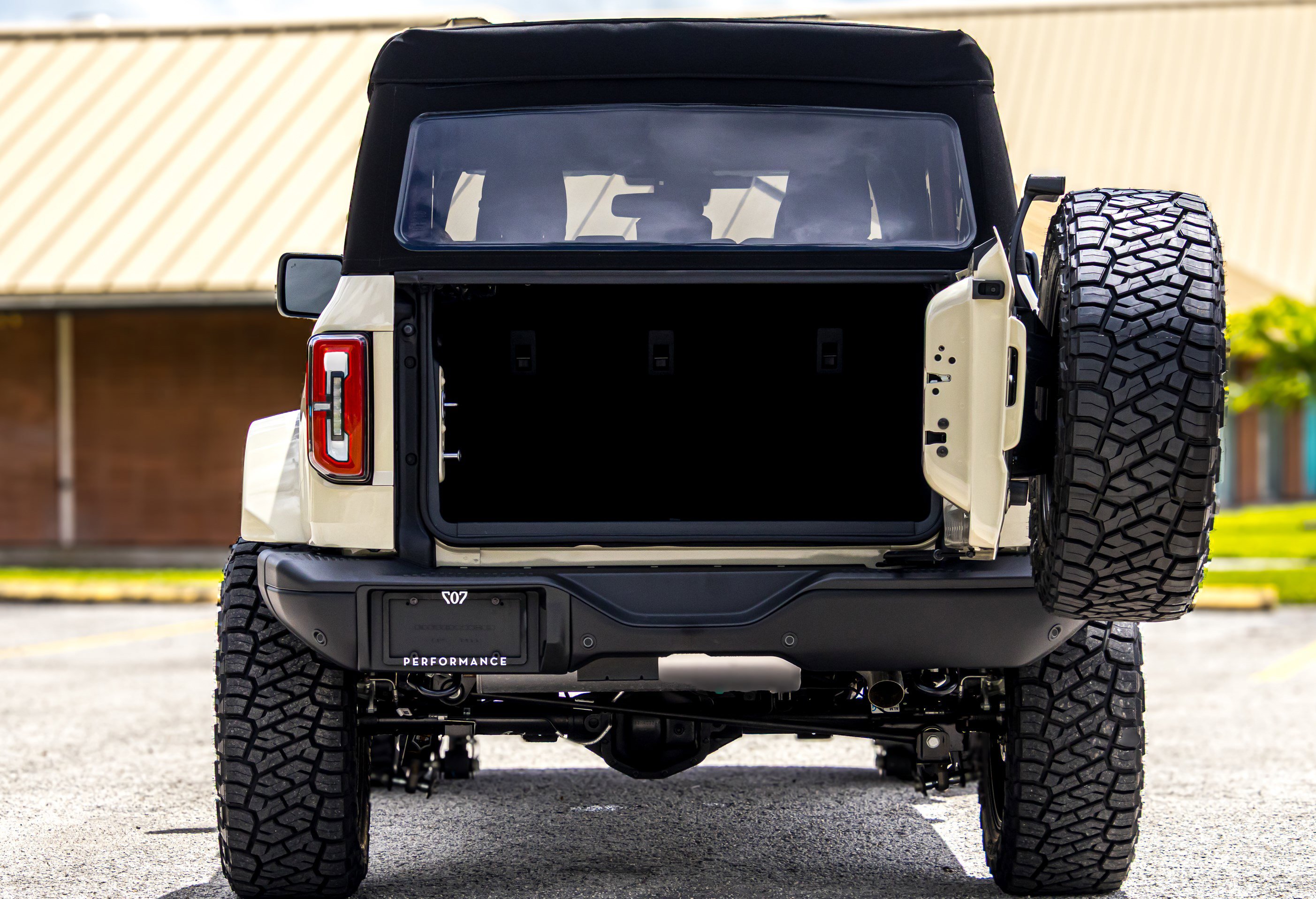 New 2025 Ford Bronco Badlands image 20